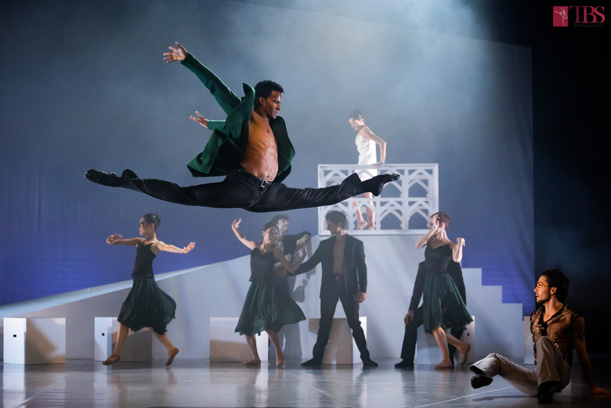 Teatrul de Balet Sibiu is Seeking for Classically Trained Male Dancers